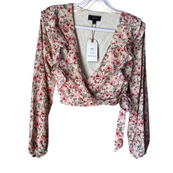 Kayla’s Armoire shirt Floral Wrap Top large New lined ruffled - Picture 2 of 7